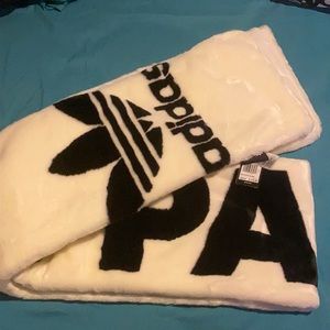 Ivy Park Faux Fur Scarf